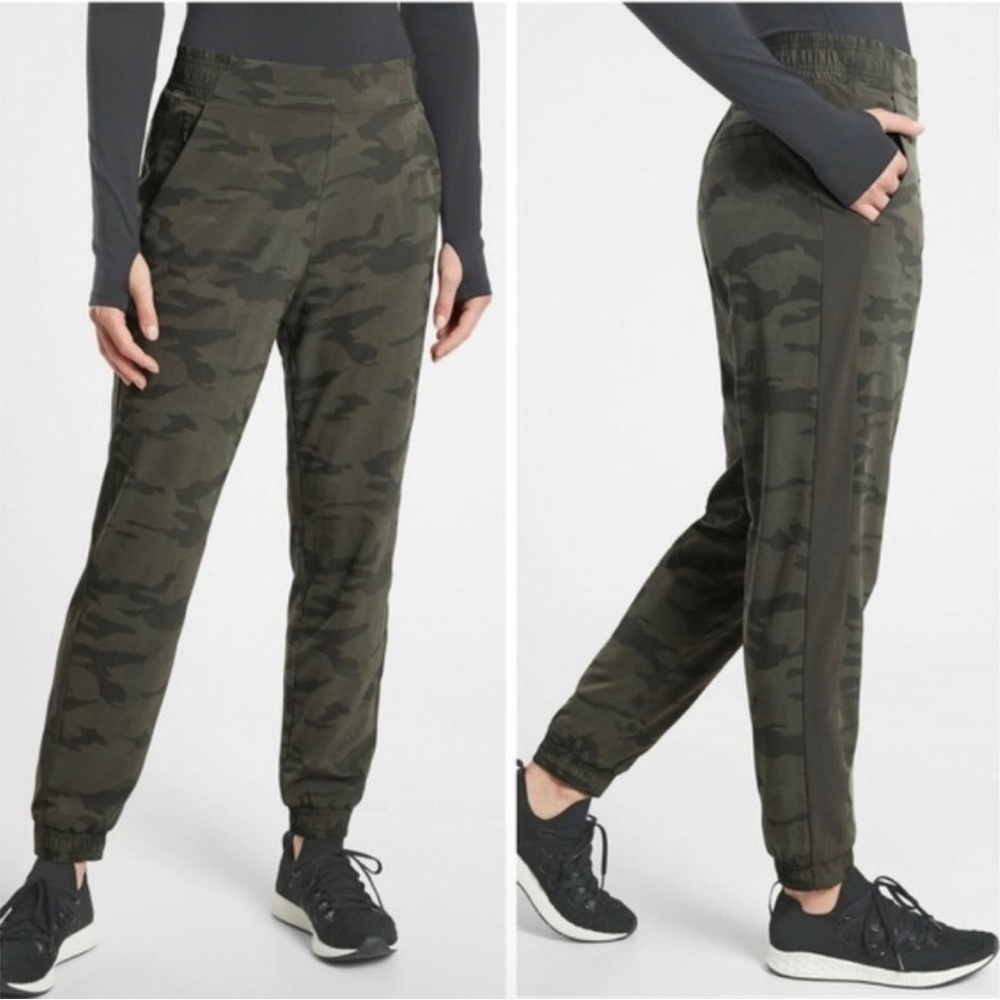 Athleta Brooklyn Textured Jogger Pants Camo Lined Pockets Yoga Travel Active 2